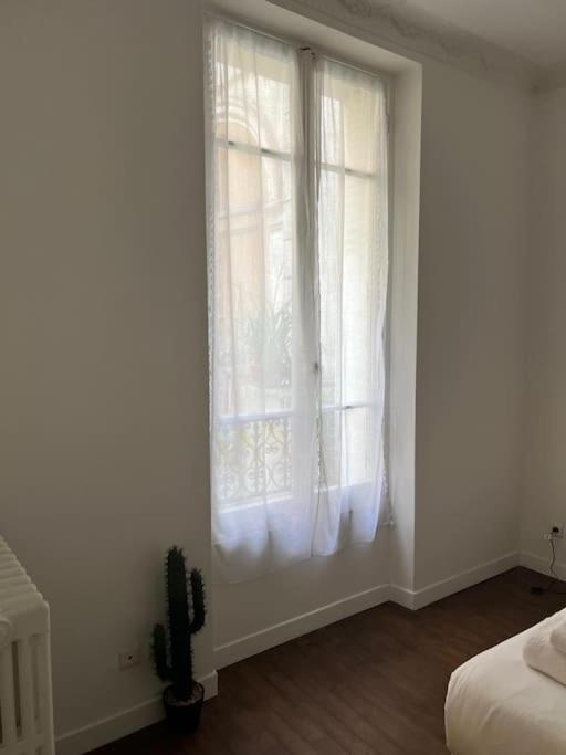 Appartement Magnifique Paris 18 Buitenkant foto