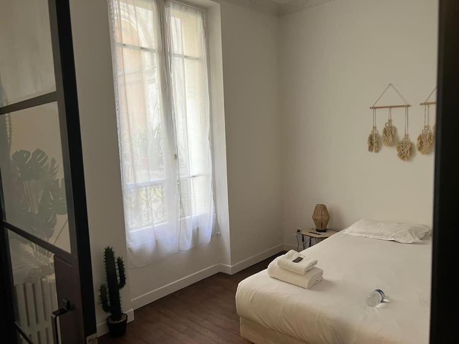 Appartement Magnifique Paris 18 Buitenkant foto
