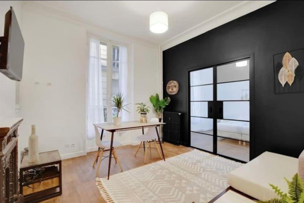 Appartement Magnifique Paris 18 Buitenkant foto